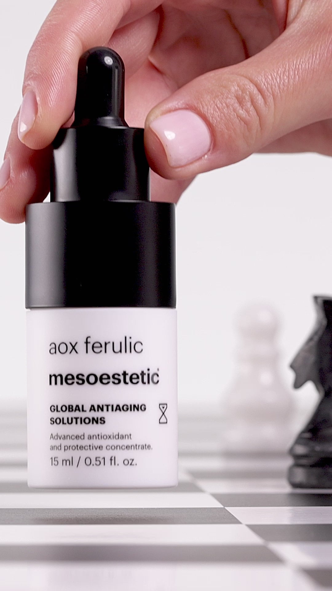 Mesoestetic AOX Ferulic Antioxidant Serum met Vitamine C – Huid
